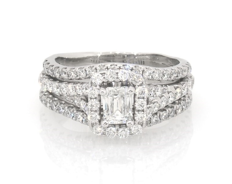 Main Image 1 of Previously Owned THE LEO Diamond Emerald-Cut Halo Bridal Set 1-1/3 ct tw 14K White Gold Size 5.75