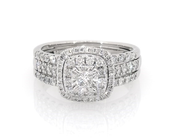 Previously Owned Princess-Cut Diamond Double Halo Bridal Set 1-1/8 ct tw 14K White Gold Size 7.75