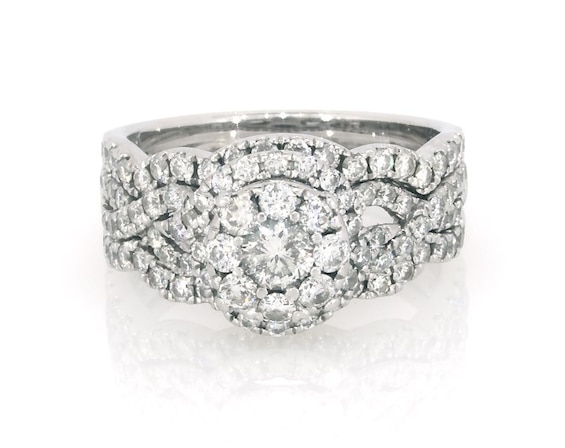 Previously Owned Round-Cut Diamond Halo Bridal Set 1-3/8 ct tw 14K White Gold Size 7