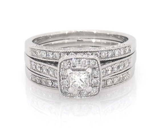 Previously Owned Princess-Cut Diamond Halo Bridal Set 5/8 ct tw 14K White Gold Size 6.5