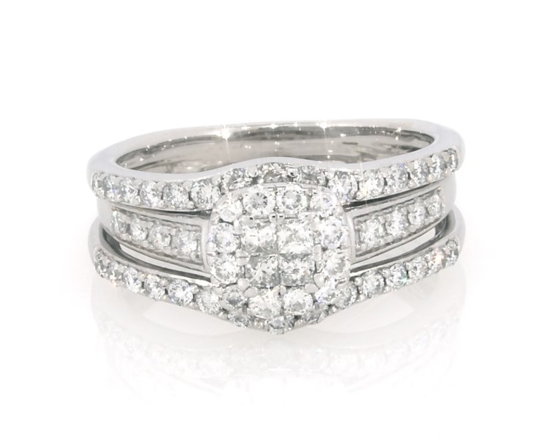 Main Image 1 of Previously Owned Princess-Cut Quad Diamond Halo Bridal Set 7/8 ct tw 10K & 14K White Gold Size 7.25