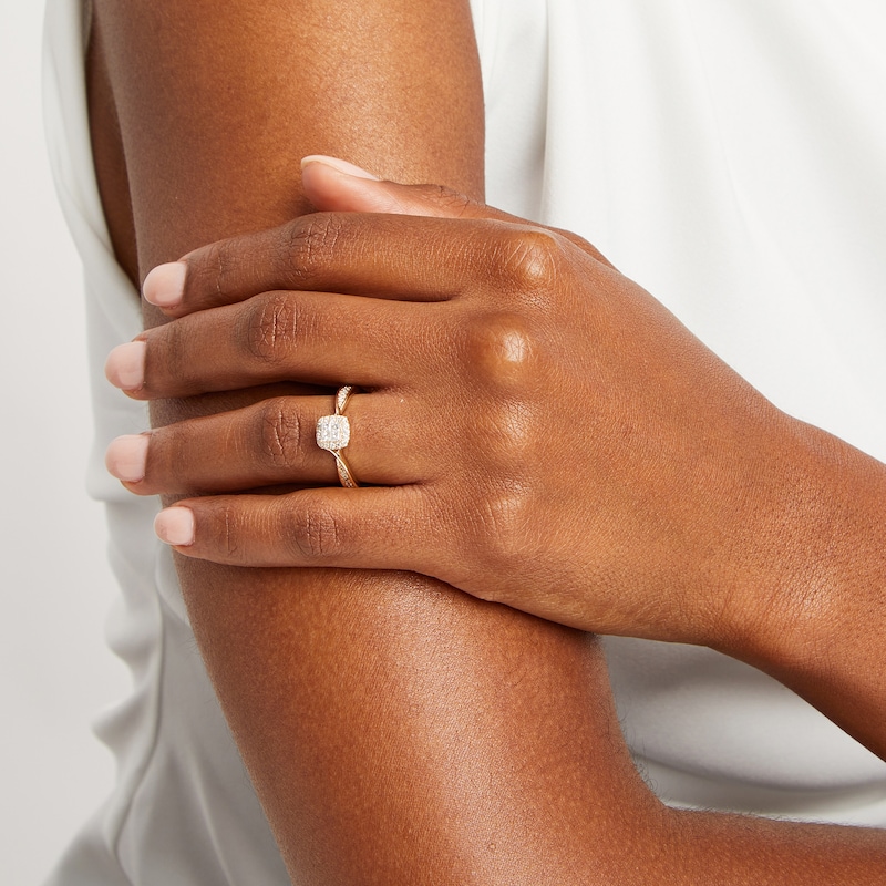 Main Image 4 of Previously Owned Princess-Cut Quad Diamond Engagement Ring 1/3 ct tw 10K Yellow Gold