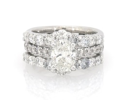 Previously Owned Oval-Cut Diamond Hidden Halo Bridal Set 2-1/4 ct tw 14K White Gold Size 4.25