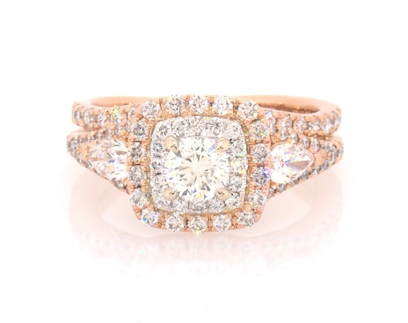 Main Image 1 of Previously Owned Monique Lhuillier Bliss Diamond Bridal Set 1-1/2 ct tw 18K Two-Tone Gold Size 5.25