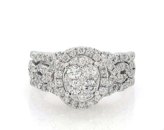 Previously Owned Multi-Diamond Oval Halo Bridal Set 1-1/3 ct tw 14K White Gold Size
