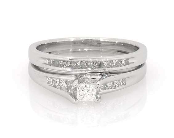 Previously Owned Princess-Cut Diamond Bridal Set 5/8 ct tw 10K White Gold Size 8