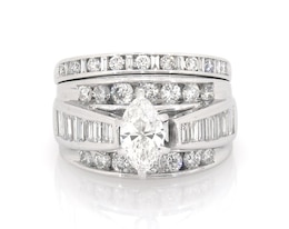Previously Owned Marquise-Cut Diamond Bridal Set 2-1/5 ct tw 14K White Gold Size 5.75