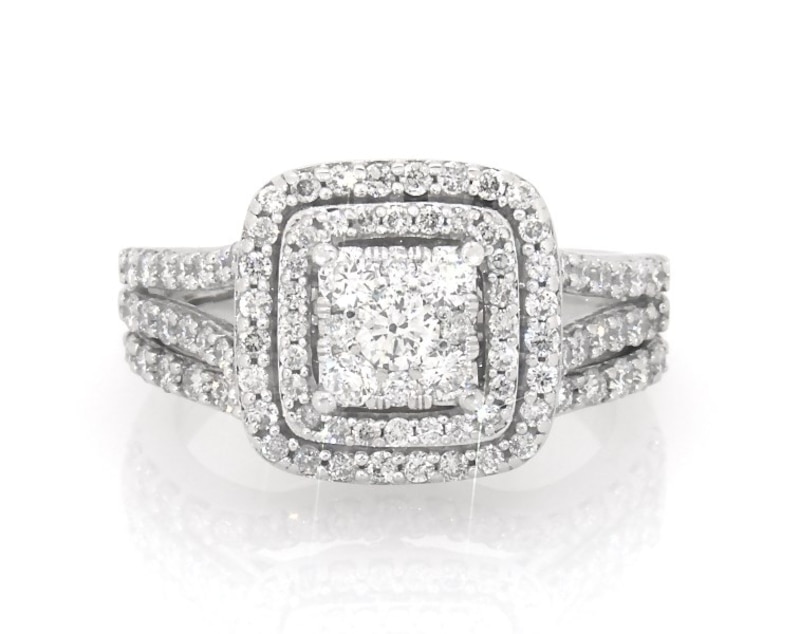 Main Image 1 of Previously Owned Diamond Bridal Set 1-1/5 ct tw 14K White Gold Size 6.75