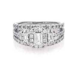 Previously Owned Emerald-Cut Diamond Three-Stone Bridal Set 1-1/2 ct tw 14K White Gold Size 6.5