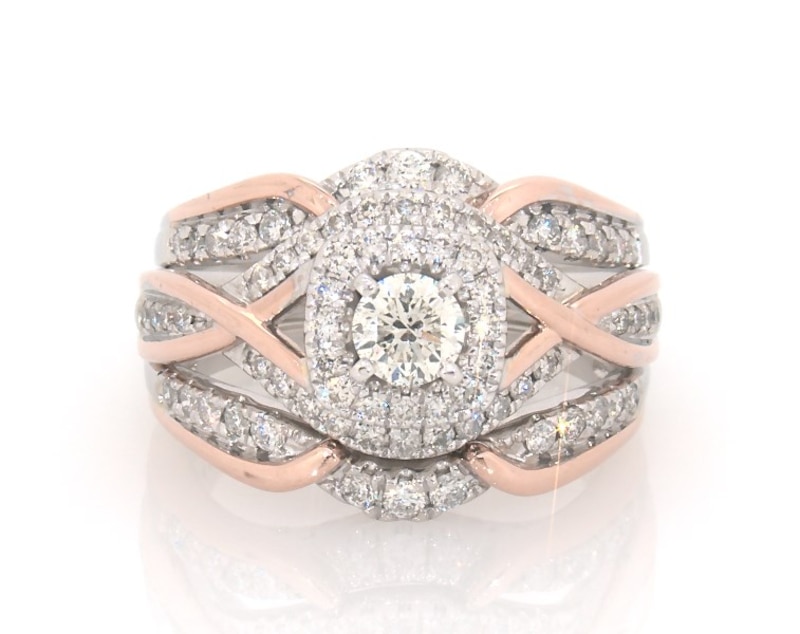 Main Image 1 of Previously Owned Round-Cut Diamond Bridal Set 7/8 ct tw 14K Two-Tone Gold Size 6