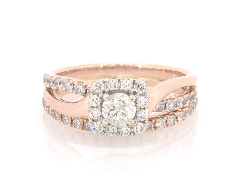 Main Image 1 of Previously Owned Round-Cut Diamond Halo Bridal Set 7/8 ct tw 10K Rose Gold, 14K Rose & White Gold Size 6