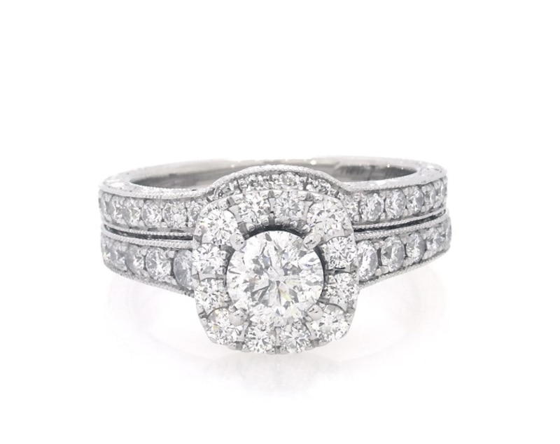 Main Image 1 of Previously Owned Neil Lane Round-Cut Diamond Halo Bridal Set 1-1/2 ct tw 14K White Gold Size 5.25