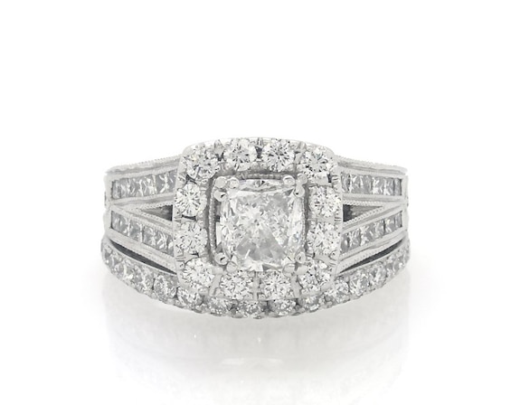 Previously Owned Neil Lane Cushion-Cut Diamond Halo Bridal Set 2-5/8 ct tw 14K White Gold Size 5.5