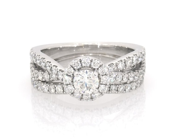 Previously Owned THE LEO First Light Diamond Bridal Set 1 ct tw 14K White Gold Size 4.75