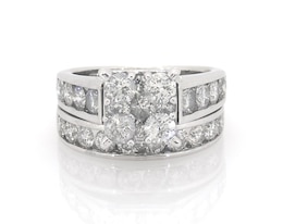 Previously Owned Round-Cut Multi-Diamond Bridal Set 2-3/4 ct tw 14K White Gold Size 6