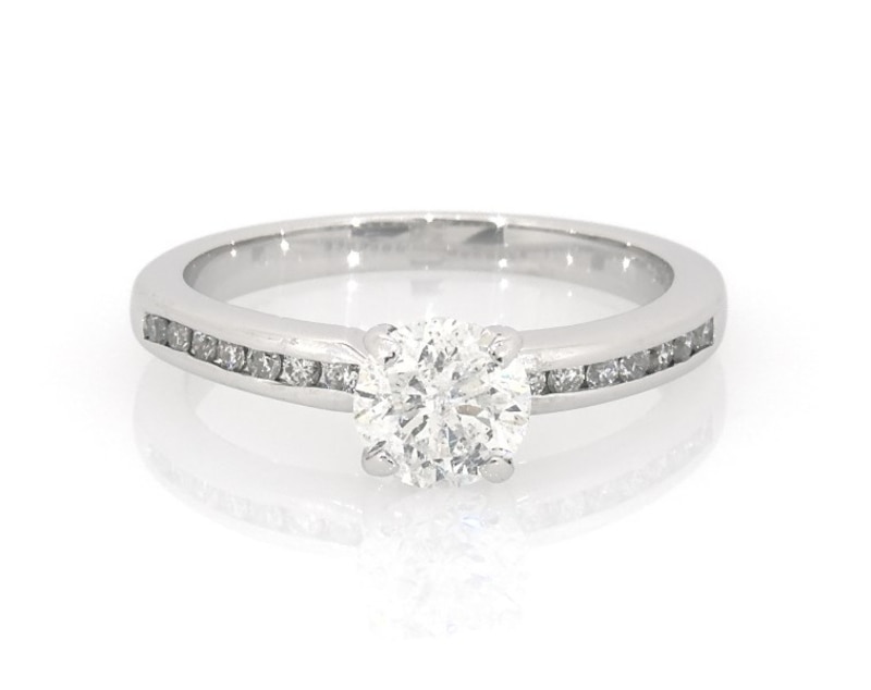 Main Image 1 of Previously Owned Round-Cut Diamond Engagement Ring 1-1/5 ct tw 14K White Gold Size 8