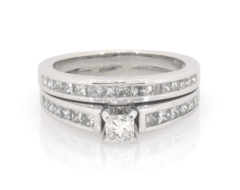 Main Image 1 of Previously Owned Princess-Cut Diamond Bridal Set 7/8 ct tw 14K White Gold Size 7.5