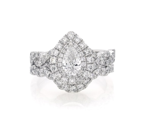 Previously Owned Neil Lane Pear-Shaped Diamond Double Halo Bridal Set 1-5/8 ct tw 14K White Gold Size 6.5