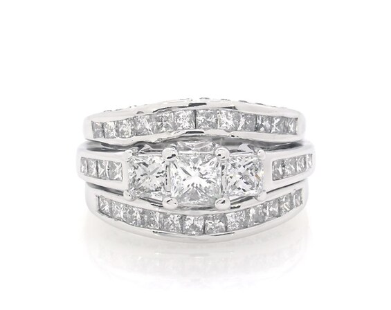 Previously Owned Princess-Cut Diamond Three-Stone Bridal Set 1-5/8 ct tw 14K White Gold Size