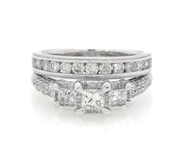 Previously Owned Princess-Cut Diamond Three-Stone Halo Bridal Set 1-1/2 ct tw 14K White Gold Size 8.25