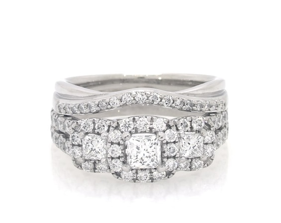 Previously Owned Princess-Cut Diamond Three-Stone Bridal Set 1 ct tw 14K White Gold 4.75