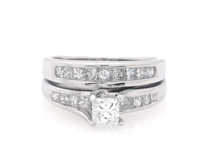 Main Image 1 of Previously Owned Princess-Cut Diamond Bridal Set 1-3/8 ct tw 14K White Gold Size 6.25