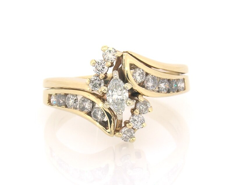 Main Image 1 of Previously Owned Marquise-Cut Diamond Bypass Bridal Set 7/8 ct tw 14K Yellow Gold Size 9