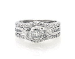 Previously Owned Princess-Cut Diamond Three-Stone Bridal Set 5/8 ct tw 10K White Gold Size 5.25