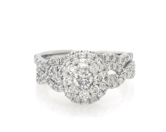 Previously Owned Round-Cut Diamond Halo Bridal Set 1-1/5 ct tw 14K White Gold Size 5.75