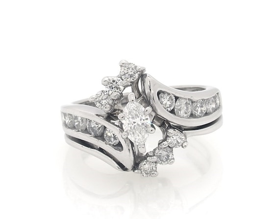 Previously Owned Marquise & Round-Cut Diamond Bridal Set 7/8 ct tw 14K White Gold Size 7.25