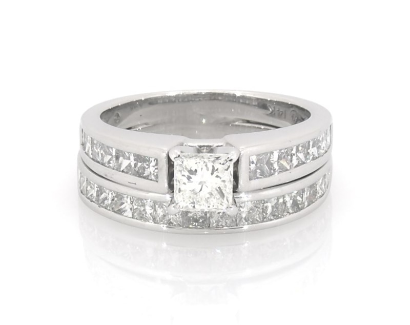 Main Image 1 of Previously Owned Princess-Cut Diamond Bridal Set 1-7/8 ct tw 14K White Gold Size 6.25