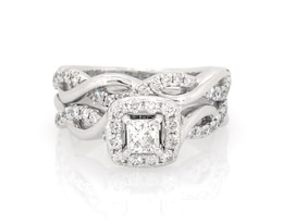 Previously Owned THE LEO Diamond Princess-Cut Halo Bridal Set 7/8 ct tw 14K White Gold Size 5
