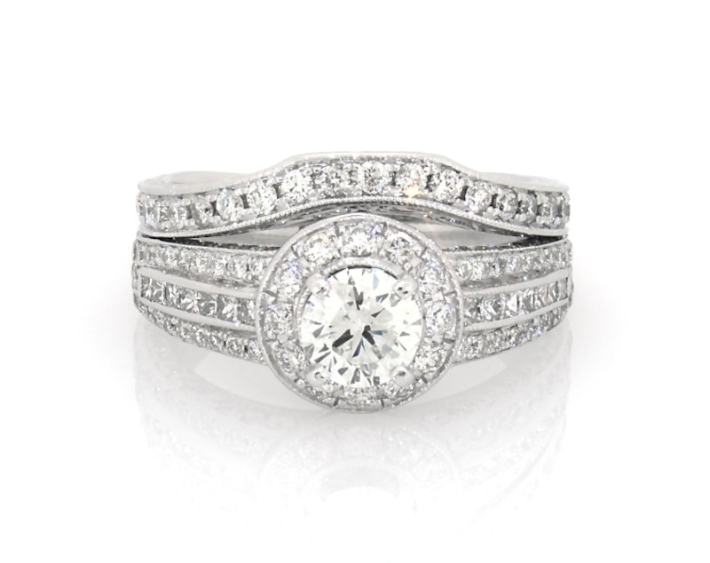 Main Image 1 of Previously Owned Neil Lane Round-Cut Diamond Halo Bridal Set 1-7/8 ct tw 14K White Gold Size 6.25