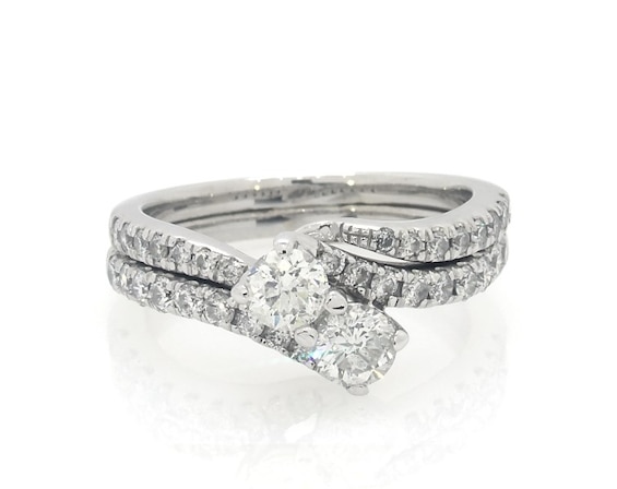 Previously Owned Ever Us Round-Cut Diamond Two-Stone Bridal Set 1-1/4 ct tw 14K White Gold Size 6.5