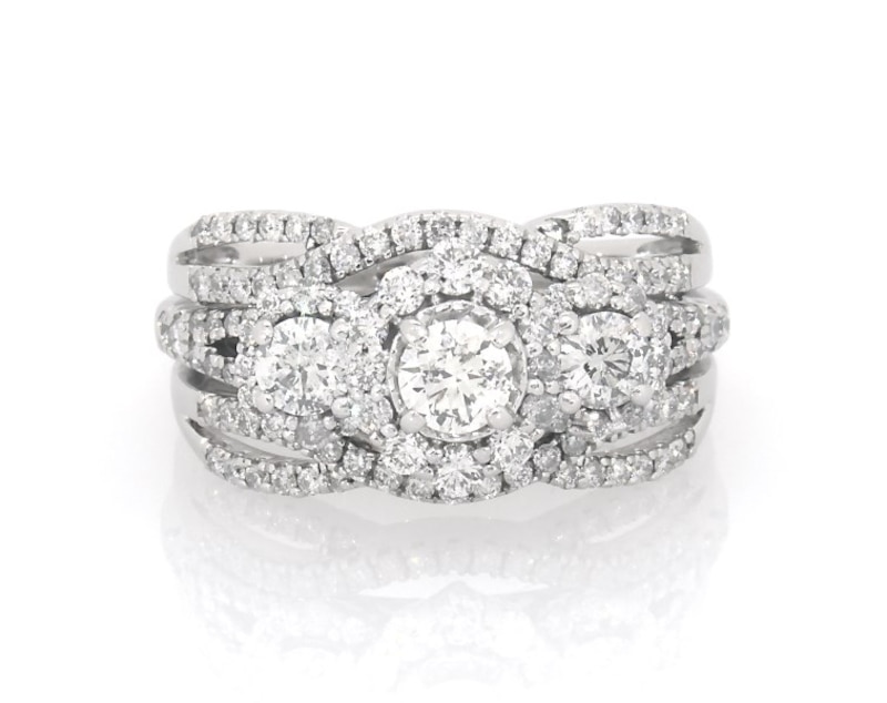 Main Image 1 of Previously Owned Round-Cut Diamond Three-Stone Bridal Set 1-1/4 ct tw 10K White Gold Size 6
