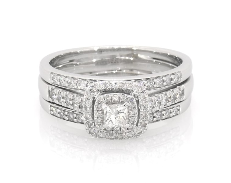 Main Image 1 of Previously Owned Princess-Cut Diamond Double Halo Bridal Set 5/8 ct tw 10K White Gold Size 8.75