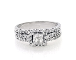 Previously Owned Diamond Bridal Set 3/4 ct tw Princess-cut 14K White Gold Size 6