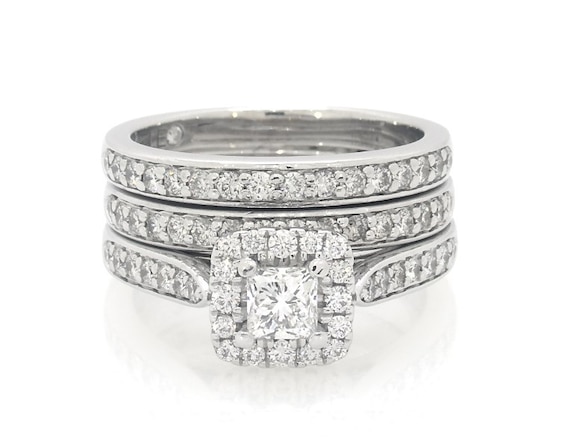 Previously Owned THE LEO Diamond Princess-Cut Halo Bridal Set 1-1/5 ct tw 14K White Gold Size 6.75