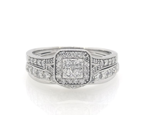 Previously Owned Multi-Diamond Halo Bridal Set 7/8 ct tw 10K White Gold Size 10