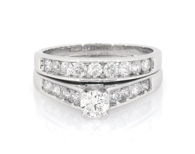 Main Image 1 of Previously Owned Round-Cut Diamond Bridal Set 1-3/8 ct tw 14K White Gold Size 10.25