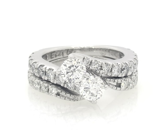 Previously Owned Ever Us Round-Cut Diamond Two-Stone Bridal Set 2 ct tw 14K White Gold Size 4.5