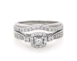 Previously Owned Princess-Cut Diamond Halo Bridal Set 5/8 ct tw 14K White Gold Size 7.25