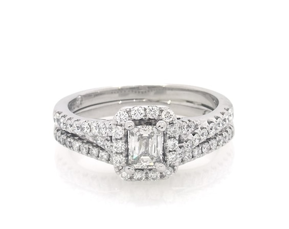 Previously Owned THE LEO Diamond Emerald-Cut Halo Bridal Set 1-1/5 ct tw 14K White Gold Size