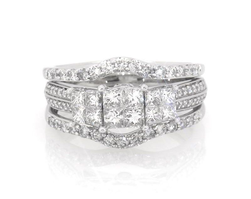 Main Image 1 of Previously Owned Princess-Cut Quad Diamond Trio Bridal Set 1-3/8 ct tw 14K White Gold Size 7.75