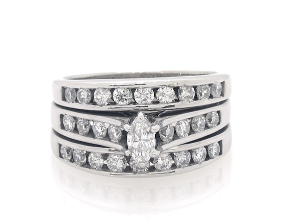 Previously Owned Marquise-Cut Diamond Bridal Set 1-1/3 ct tw 14K White Gold Size 7.5