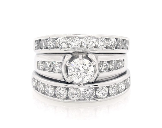 Previously Owned Round-Cut Diamond Bridal Set 2-3/8 ct tw 14K White Gold 7.5