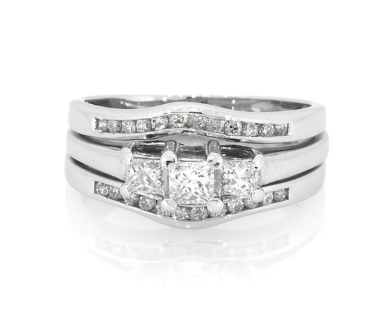 Previously Owned Princess-Cut Diamond Three-Stone Bridal Set 5/8 ct tw 14K White Gold & Platinum Size 8