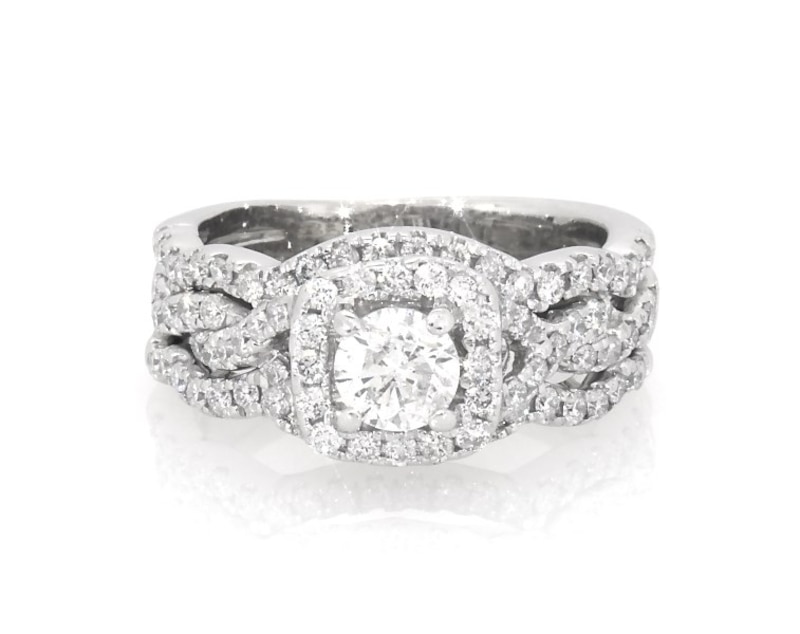 Main Image 1 of Previously Owned Round-Cut Diamond Cushion Halo Bridal Set 1-1/6 ct tw 14K White Gold Size 6.25