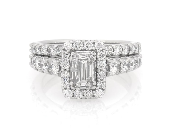Previously Owned Baguette & Round-Cut Multi-Diamond Bridal Set 1-1/3 ct tw 14K White Gold 6.25