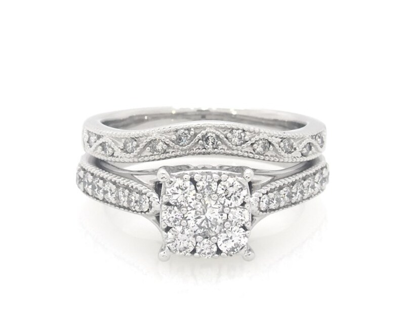 Main Image 1 of Previously Owned Multi-Diamond Bridal Set 3/4 ct tw 10K White Gold Size 6.75